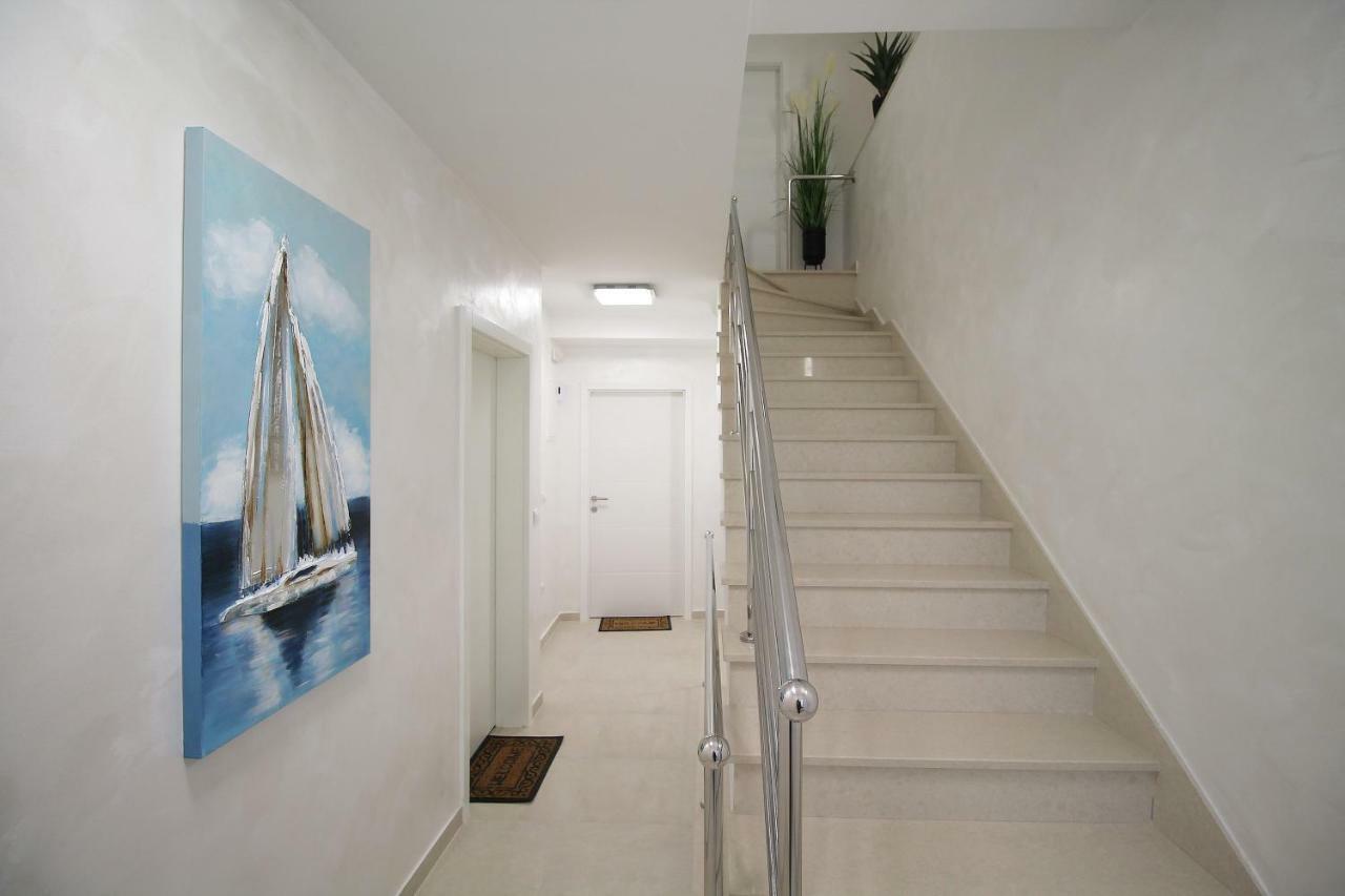 Arbel Apartments Пореч Екстериор снимка